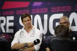 Wolff krytykuje FIA za personalny atak na swoją rodzinę