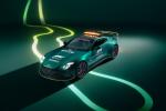 GALERIA: nowy samochód bezpieczeństwa Astona Martina
