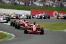 2007 GP Francji Niedziela Ferrari start.jpg