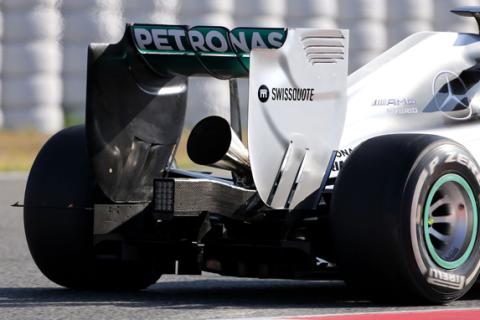 Nowy wydech Mercedesa, mający poprawić dźwięk silników F1 V6 turbo