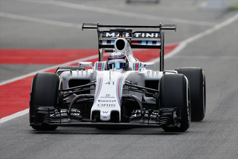 Williams testuje radykalne tylne skrzydło