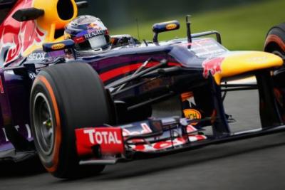Vettel w Belgii poszerza przewagę w mistrzostwach
