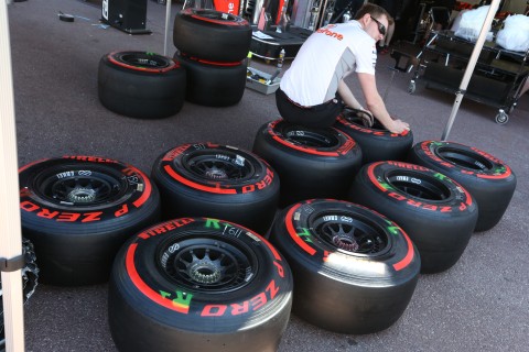 Pirelli podpisze trzyletni kontrakt z FIA?