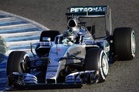 Rosberg najszybszy na miękkiej oponie Pirelli
