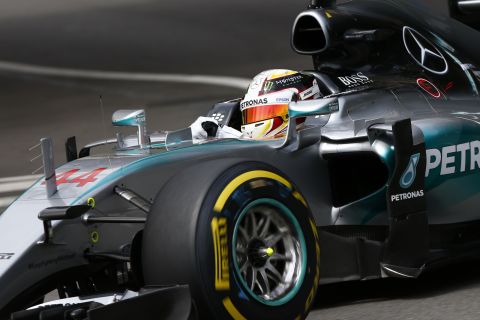 Q2: Hamilton najszybszy, Rosberg z 