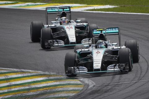 Mercedes domaga się wyjaśnień od FIA i prosi o poufność