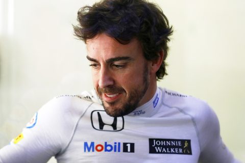 Dobre tempo Alonso i problemy techniczne Buttona