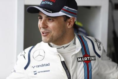 Massa uczci ostatnie GP Brazylii nowym malowaniem kasku