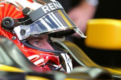 Renault bez punktów w pierwszym wyścigu sezonu