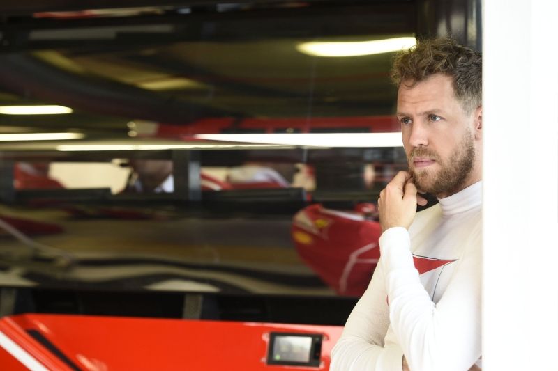 Vettel będzie ścigał się w specjalnych 