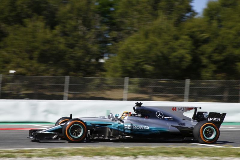 Hamilton zakończył testy nowych opon na torze Paul Ricard