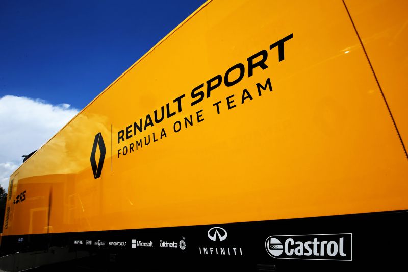 Renault podkręci silniki na finał w Abu Zabi
