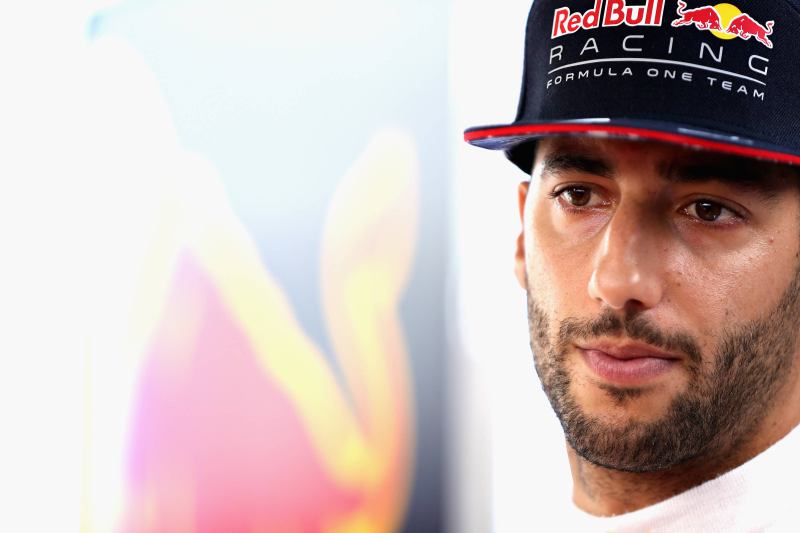 Ricciardo najszybszy, Hamilton dopiero piąty po 1. treningu