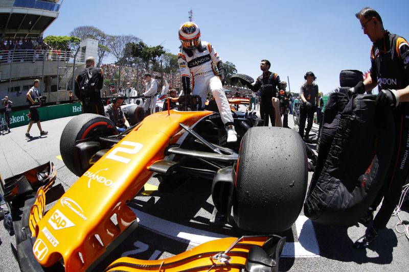 McLaren restrukturyzuje pion techniczny