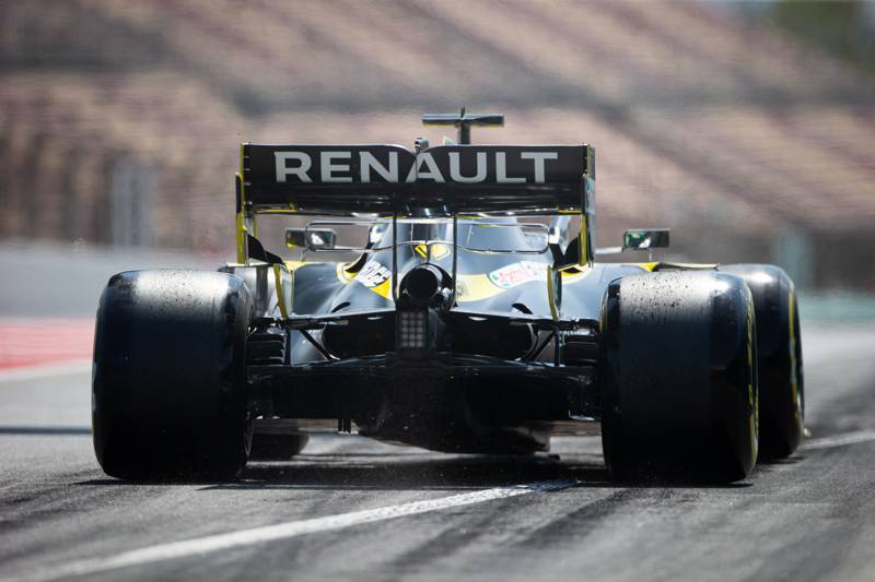 Niespodziewane problemy Renault
