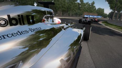 Screenshot z gry F1 2014
