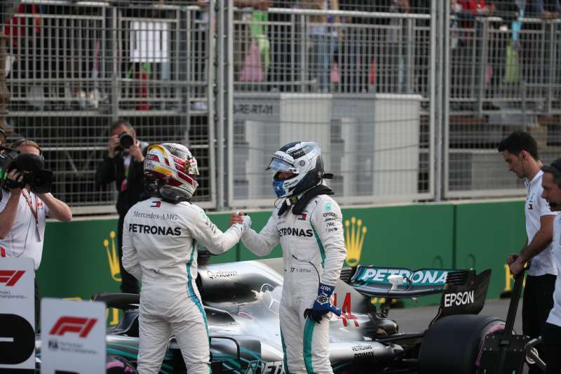 Mercedes we Francji wywalczył sobie start z pierwszego rzędu