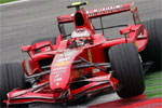 Ferrari najszybsze po pierwszym treningu
