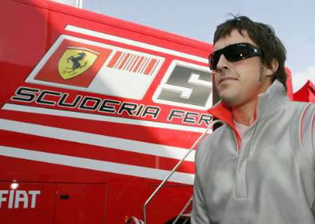 Alonso liczy na dalszą poprawę osiągów Ferrari
