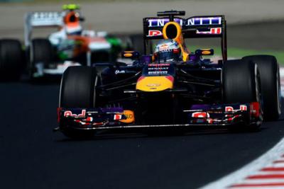 Red Bull dyktuje tempo na Hungaroringu