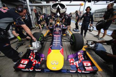 Red Bull znowu jest najszybszy na alei serwisowej