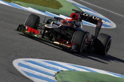 Q1: Grosjean odpada po błędzie zespołu