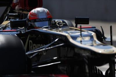 Q2: Grosjean najszybszy, Perez rozbija McLarena