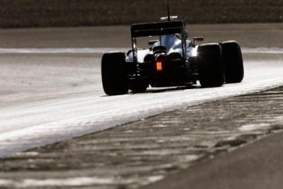 Jerez #3: Magnussen najszybszy, Mercedes utrzymuje tempo