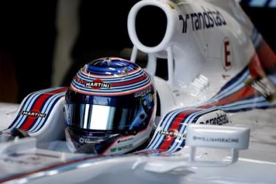 Bottas zadowolony, Massa z problemami technicznymi
