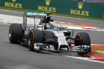 #2 trening: Rosberg najszybszy, Hamilton znowu z problemami