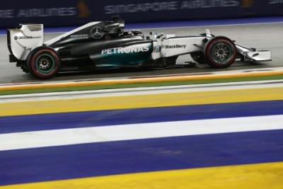 Hamilton sięga po szóste pole position w tym roku