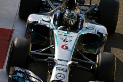 Rosberg dostroił swój bolid i pokonał Hamiltona