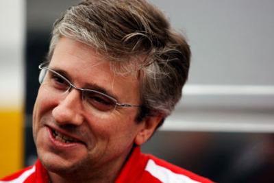 Ferrari potwierdza zwolnienie Fry'a i Tombazisa