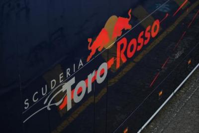 Nowy bolid Toro Rosso przeszedł testy zderzeniowe FIA
