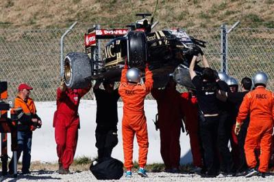 Lotus: Maldonado miał problemy z układem hamulcowym