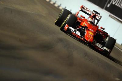 Ferrari zdominowało trzeci trening w Singapurze