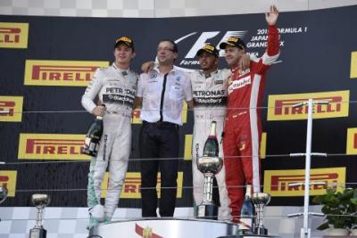 Hamilton sięga po swoje 41. zwycięstwo w F1