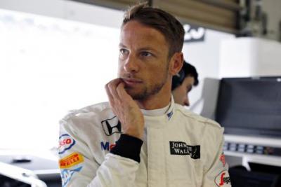 Button oficjalnie zostaje z McLarenem na sezon 2016
