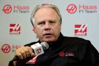 Gene Haas porównuje koszty Nascar i F1