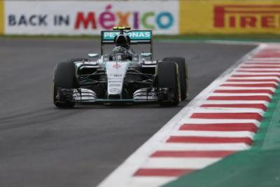 Rosberg nieznacznie szybszy od Hamiltona i Ricciardo