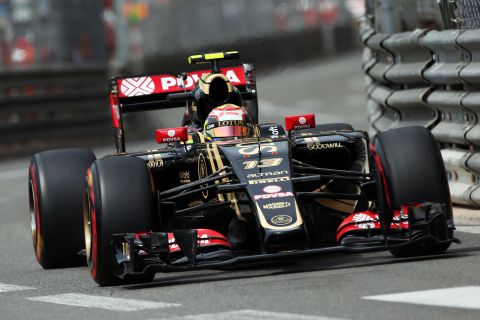 Renault przyjęło warunki Berniego i przejmuje Lotusa