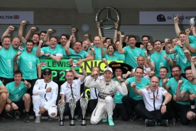 Kierowcy Mercedesa chcą powrócić do wygrywania