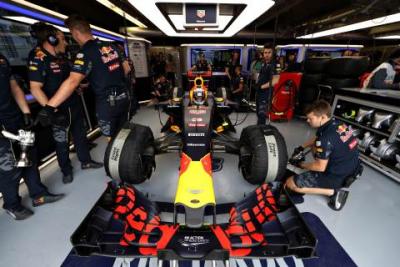Red Bull szykuje jeszcze krótszy nos w pogoni za Mercedesem