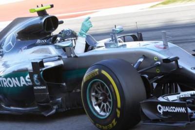 Rosberg zamierza pozostać w Mercedesie na 