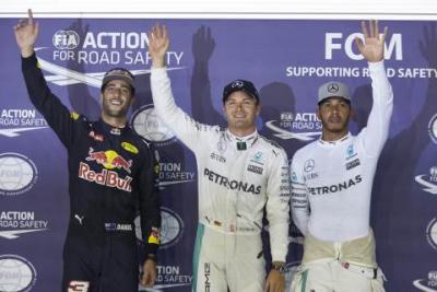 Rosberg pewnie wygrał kwalifikacje w Singapurze