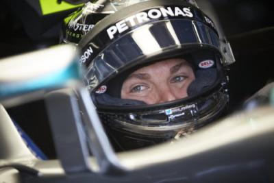 #2 trening: Rosberg przed Ricciardo i Hamiltonem