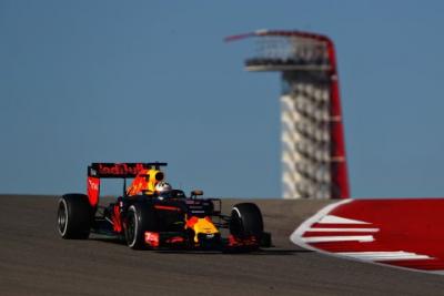Q2: Ricciardo najszybszy na super-miękkich oponach