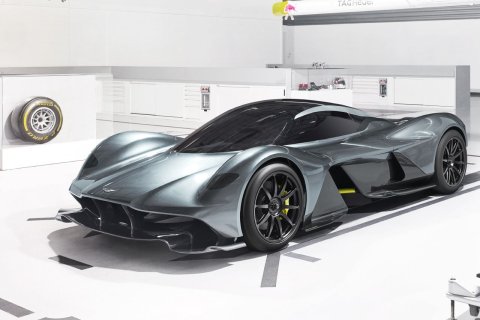 Vettel chce kupić Aston Martina projektowanego przez Neweya