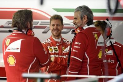 Kierowcy Ferrari najszybsi w trzecim treningu