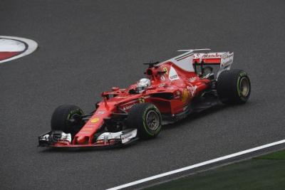 Q1: Vettel najszybszy, Giovinazzi zakończył na bandzie